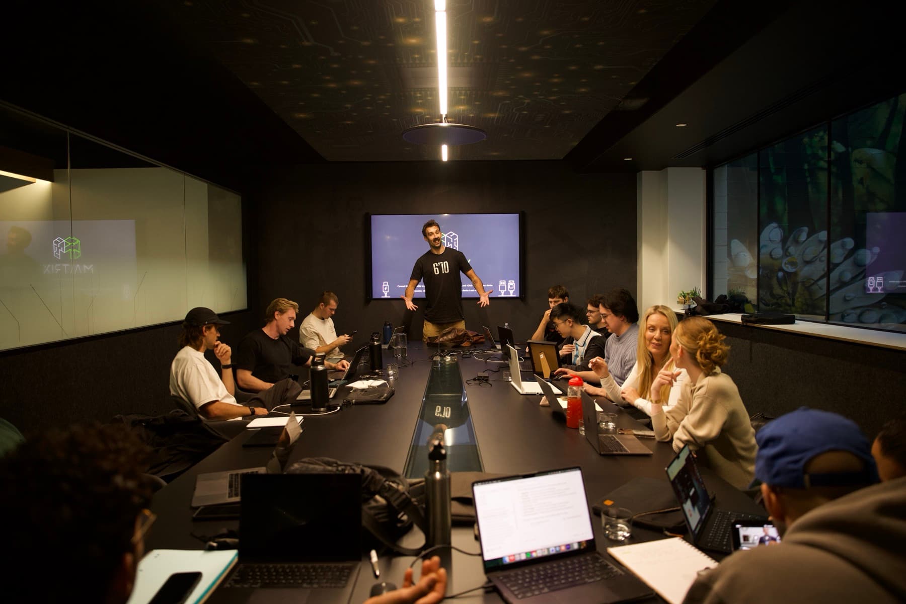 A full room of Perth business owners building their own AI at AI Sesh